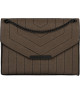 Bolso de Mano con Cadena en Marrón Topo: Accesorio Clásico y Versátil