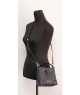 Bolso Cubo Elegante Negro - Diseño Compacto y Moderno